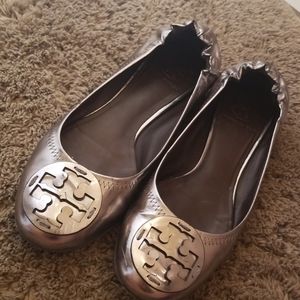 Tory Burch silver flats sz 9
